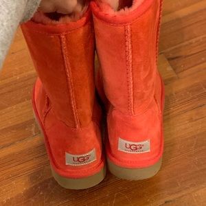 Women’s short ugg boots